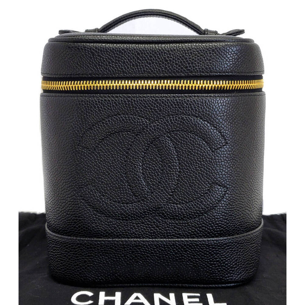 Chanel Caviar Skin Vanity Cosmetic Clutch Handbag Black